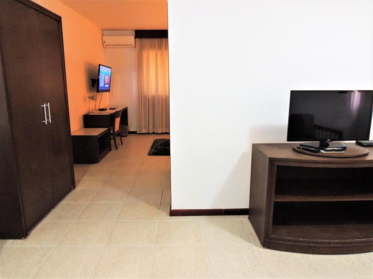 Mondrian Suite Hotel São José dos Campos Extérieur photo