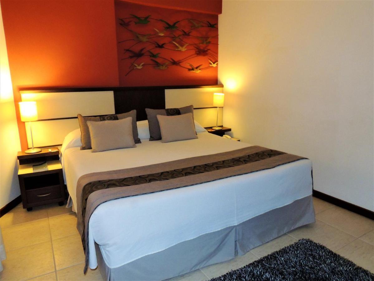 Mondrian Suite Hotel São José dos Campos Extérieur photo